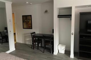 Ramada by Wyndham Laval - Laval - 1