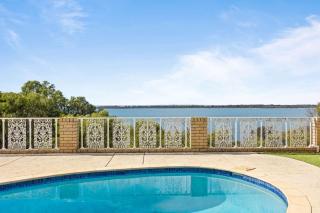 Waterfront Wonder in Dawesville - Dawesville - 0
