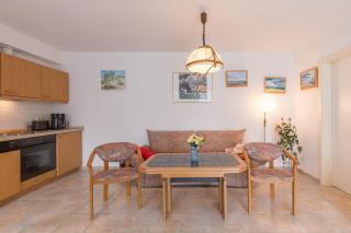 Villa Augusta, Ferienwohnung 08 - Boltenhagen - 0