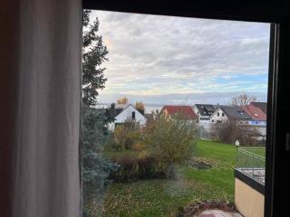 seeglueck SEENSUCHT - Ferienhaus mit teilweiser Seesicht großer Terrasse Parkplatz und Seenähe auf der Insel Reichenau bei Konstanz - Reichenau - 4