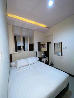 deKOST Madiun - Madiun - 4