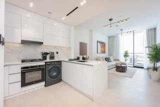 StayShort - Lavish 1 Bedroom in Binghatti Gardenia that Sleeps 4 - 6