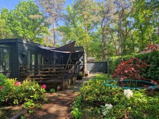 Heerlijk Huisje in het bos op Chaletpark Kempenbos - 0