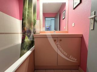 STUDIO VUE MER AVEC PKG, PISCINE, TENNIS, PLAGE DIRECT - Sète - 5