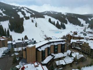 MP615 Mountain Plaza Center Village Condo 2BR 3BA Hot Tub condo - 7