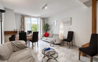 3 Bedroom Awesome Home In Lagord - 7