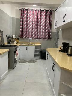 Westlands 2 Bedroom by Oscar - Nairobi - 7