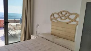 Atico con vistas y frente al mar , en calle pacifico Malaga - Málaga - 3