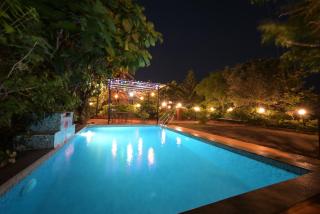 Lifeline Villas - Valley View Luxurious 3bhk Surrounded by strawberry farms - Mahabaleshwar - 1