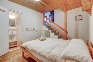 Spacious 4 Bedroom Apartment in Essert Romand - Essert-Romand - 9