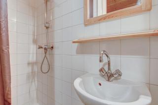Spacious 4 Bedroom Apartment in Essert Romand - Essert-Romand - 3