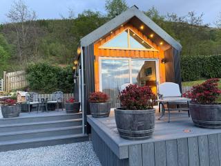 Tumpseys Hideaway with Hot Tub, Glencoe Ballachulish Highlands Near Fort William - Ballachulish - 9