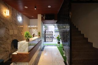 Royal Taj Twin Palace - 5