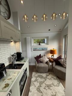 Tumpseys Hideaway with Hot Tub, Glencoe Ballachulish Highlands Near Fort William - Ballachulish - 6