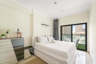 Luxury Marina Living with Pool Gym & near the beach - 4