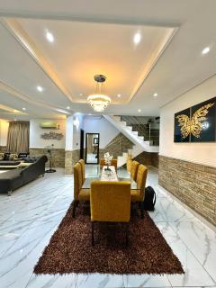 Eniville Private Home Away From Home Duplex - Lagos - 5