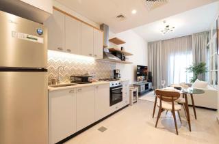 Golfville - Dubai Hills - Luxury Apartments by Canvas Holiday Homes - 1