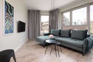 Elegancki Apartament Blisko Rzeki w Gdańsku z Parkingiem by Noclegi Renters - Danzig - 0