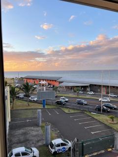 Duplex F4 Saint Denis center Sea view - Saint-Denis - 9