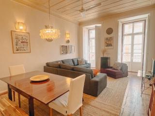 Charming 5 Bedroom Apartment in Traditional Lisbon - Lissabon - 0