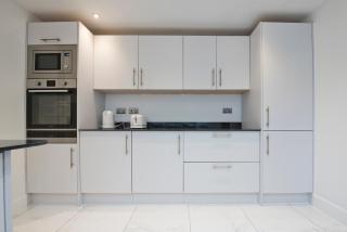 Newly refurbished house - 9