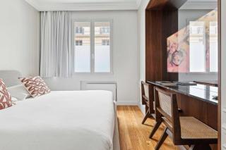 Interior Design - Apartment 6P-2BR - Tour Eiffel - Paris - 3