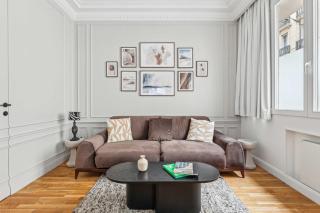 Interior Design - Apartment 6P-2BR - Tour Eiffel - Paris - 2