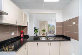 Marcopolo - Spacious Huge Balcony, Park View, Pool - 8