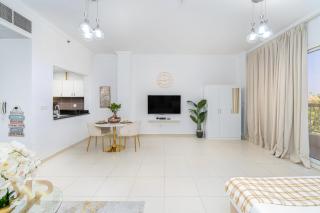 Marcopolo - Spacious Huge Balcony, Park View, Pool - 6