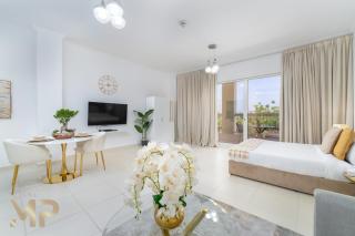 Marcopolo - Spacious Huge Balcony, Park View, Pool - 1