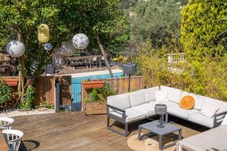 Villa - Piscine partagée dans résidence privée - Proche Cannes - 0