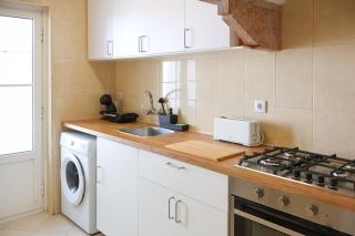 Lovely Apartment in the City Central with Terrace - Lisbon - 4