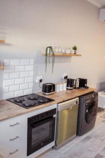 Sage And Vine Studio - Worcester - 1