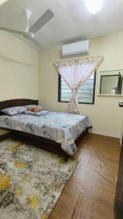 Parit Raja Kembar 3 Unit Homestay - Parit Raja - 4