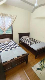 Parit Raja Kembar 3 Unit Homestay - Parit Raja - 2