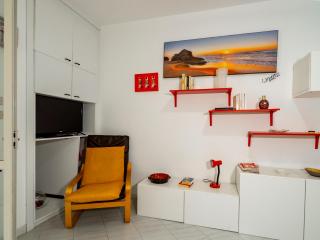 GuestHost - Spacious Flat X4 with Patio and Garden - Otranto - 2