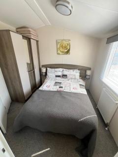 3 Bedroom Modern Caravan Sleeps up to 8 - Millom - 7