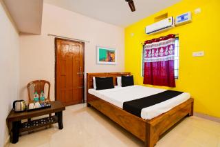 Hotel O Haramani Palace - Cuttack - 1