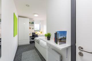 Ensuite Bedrooms at Glassworks in Liverpool - Liverpool - 8