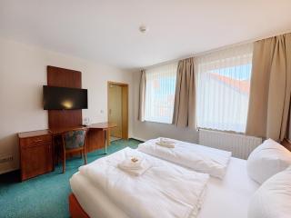 REGIOHOTEL Bunte Stadt - 1