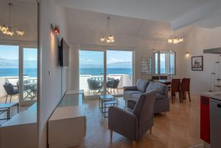 APARTMENTS BRUNO 1&2 - two-room penthouse apartments - wonderful panoramic view of the sea - the best location, first row to the beach - 10 minutes from Supetar ferry port - free secured parking - facilities nearby - Sutivan - 5