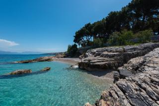 APARTMENTS BRUNO 1&2 - two-room penthouse apartments - wonderful panoramic view of the sea - the best location, first row to the beach - 10 minutes from Supetar ferry port - free secured parking - facilities nearby - 7