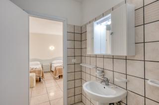 Camere almaredamarra a 50 m dalla spiaggia sabbiosa e 200 m dal centro - 1