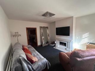Lennon cottage - Hale - 1