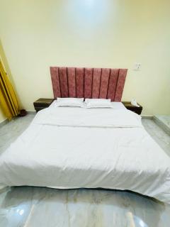 Hotel Raghukunj - Ayodhya - 3