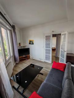 Cozy Apartment Montrouge Paris - 8