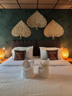 The Imperial Dragon Hotel - 7