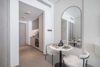 StayShort - Chic Studio in Oxford Terraces with Pool & Gym - 7