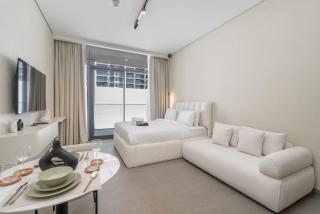 StayShort - Chic Studio in Oxford Terraces with Pool & Gym - 9