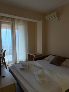 Wind Rose Apartments - Dobra Voda - 4